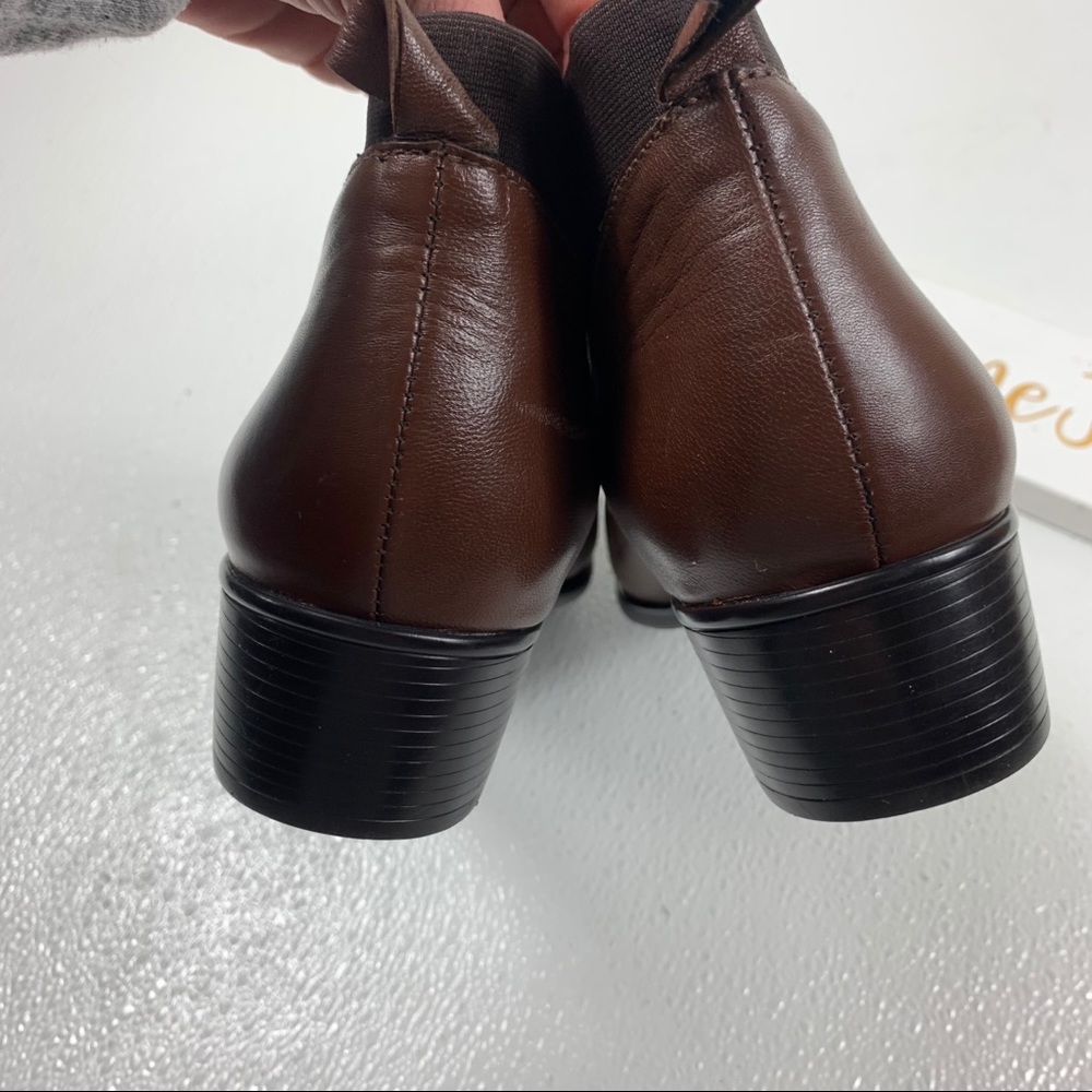 Munro Shari Chelsea Bootie Nwot View 4